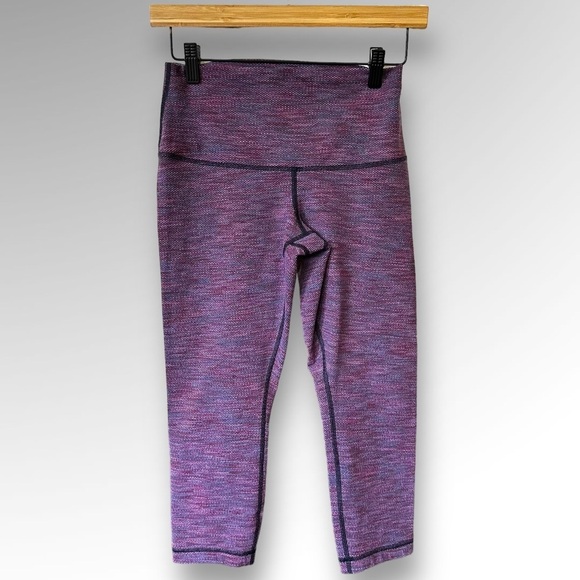 Lululemon Women's Capri Leggings Multi Color  soft fabric, lined crotch - Picture 1 of 4